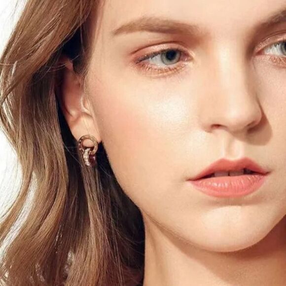 Round Letter Stainless Steel Plating Zircon Earrings - Picture 17 of 17